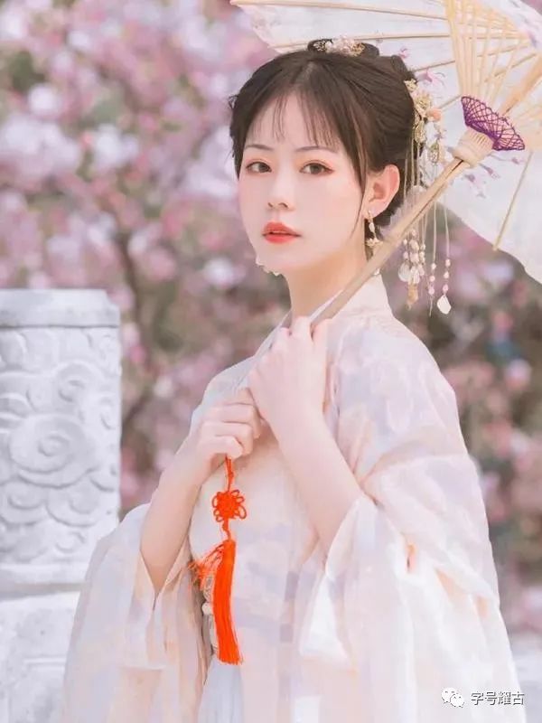 古風(fēng)六字游戲名_古風(fēng)名字游戲_古風(fēng)游戲名字簡(jiǎn)單干凈