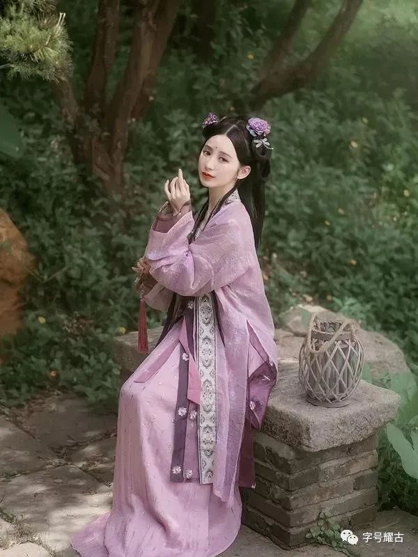 古風(fēng)名字游戲_古風(fēng)六字游戲名_古風(fēng)游戲名字簡(jiǎn)單干凈