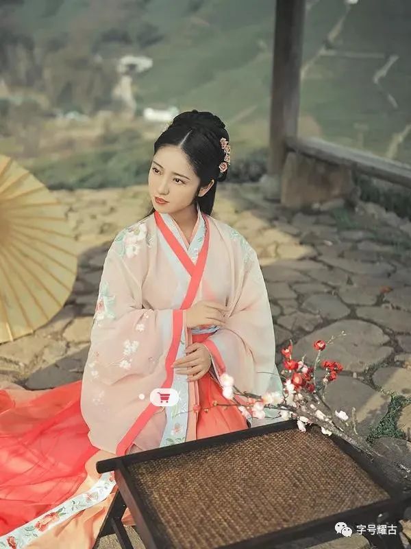 古風(fēng)游戲名字簡(jiǎn)單干凈_古風(fēng)名字游戲_古風(fēng)六字游戲名